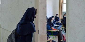 برخی مدارس از دانشآموزان با نمرات ضعیف ثبتنام نمیکنند!