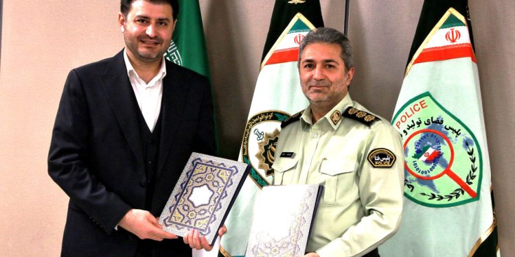 امضای تفاهم نامه همکاری پلیس فتا تهران و انجمن مدیریت کسب و کار ایران